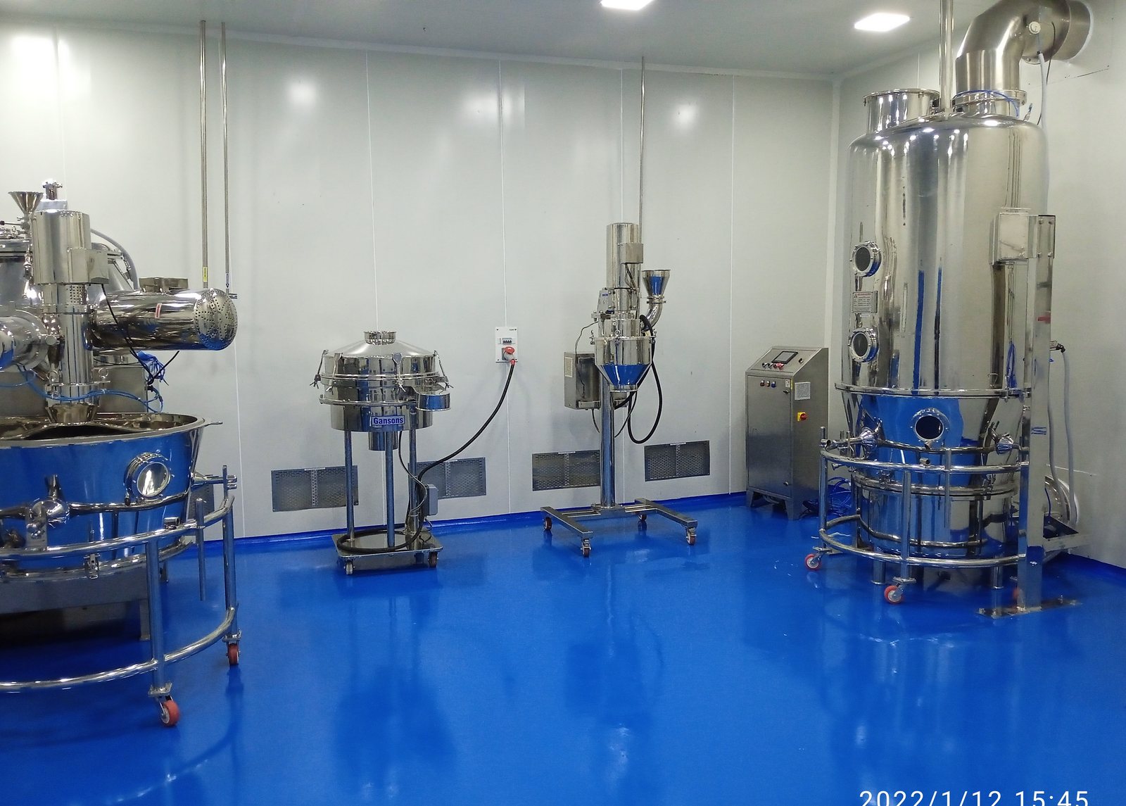 Granulation suite — RMG, sifter and fluid-bed dryer